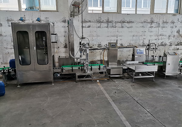 全自动灌装线QGB-30D2A