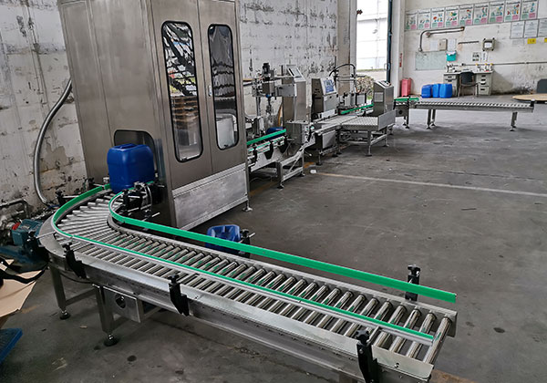 QGB-30D2A自动灌装线