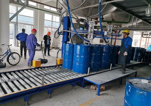 半自动液体灌装机案例-QGB-1200L2灌装线