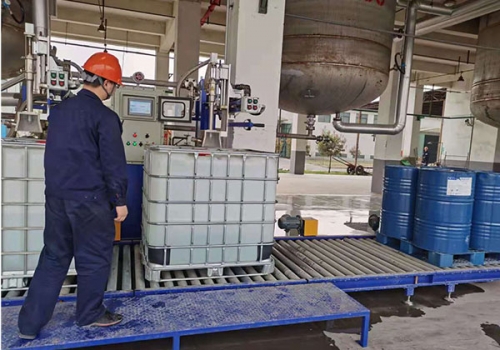 半自动液体灌装机-QGB-1200L2灌装线