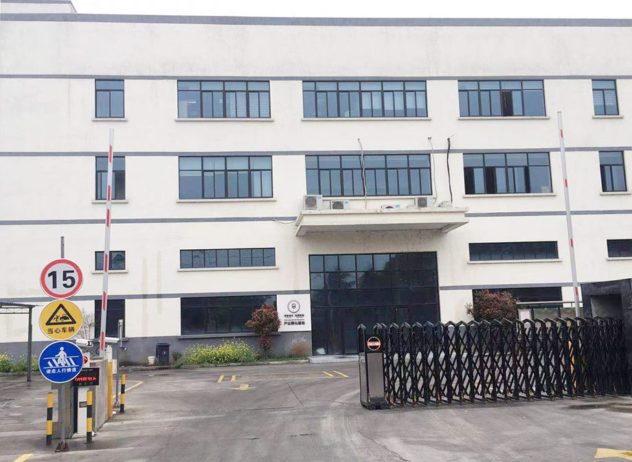 半自动液体灌装机